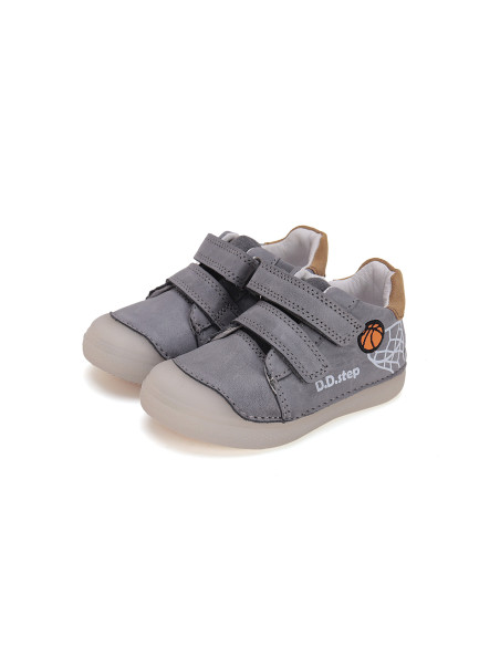 CHILDREN'S SHOES S049--51676 BM 25-30